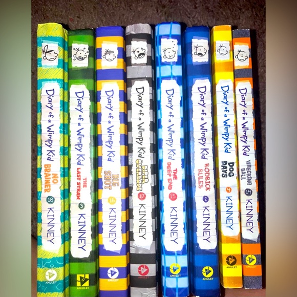 Other - diary of wimpy Kids book set